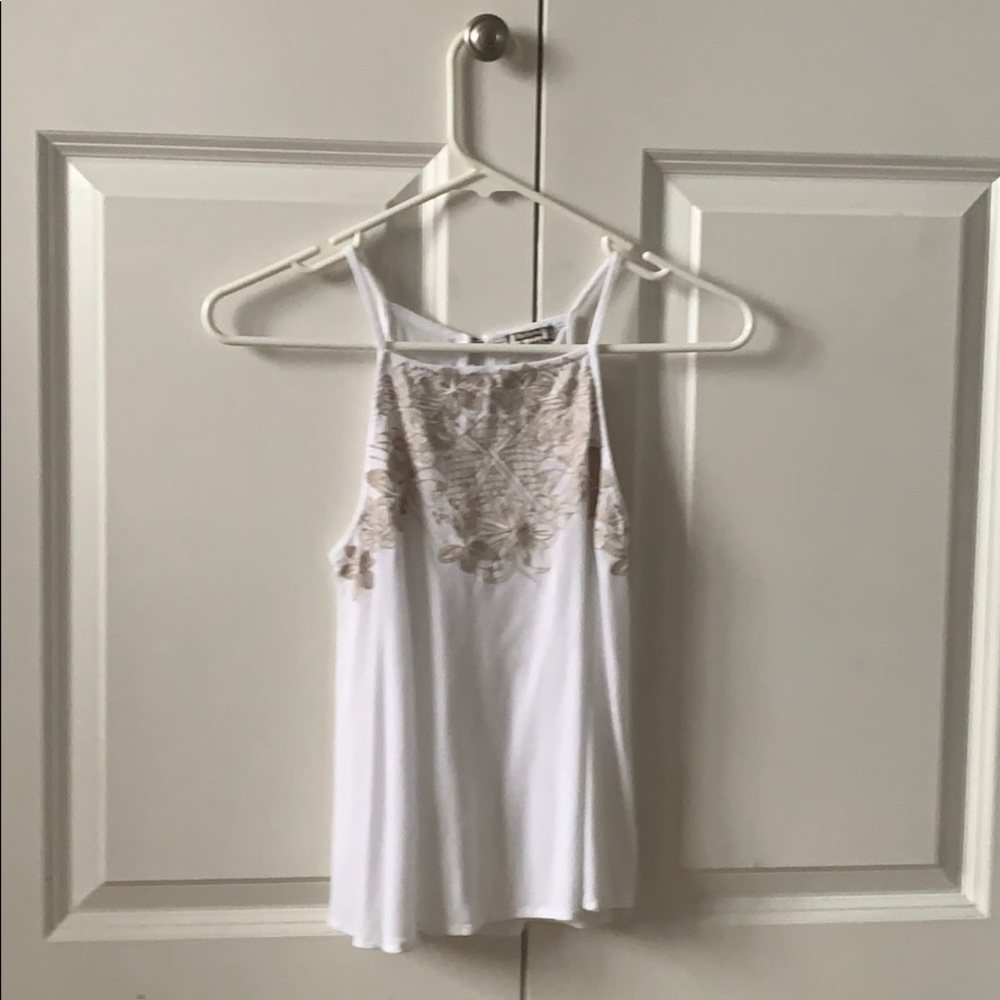 spaghetti strap shirt